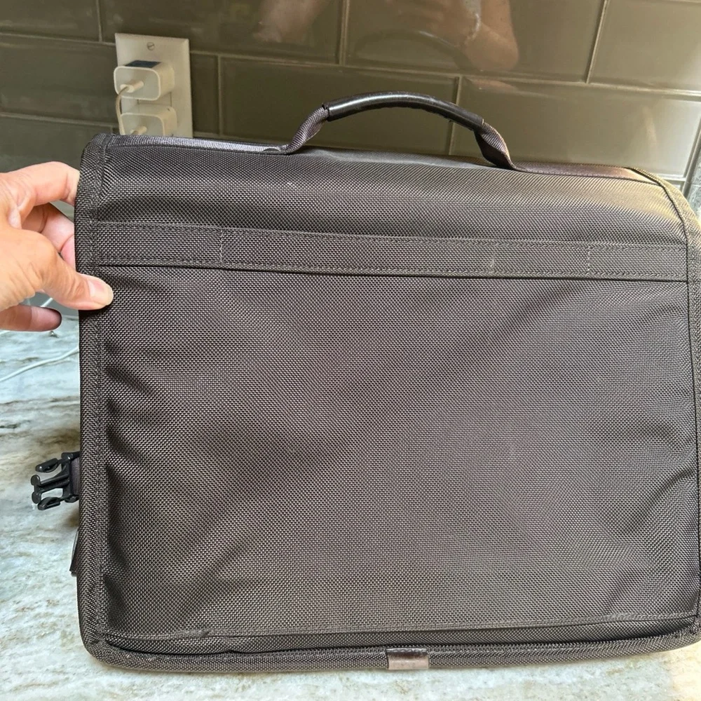 TUMI BALISTIC TRAVEL WORK DOUBLE COMPARTMENT PADDED LAPTOP BRIEFCASE SCHOOL